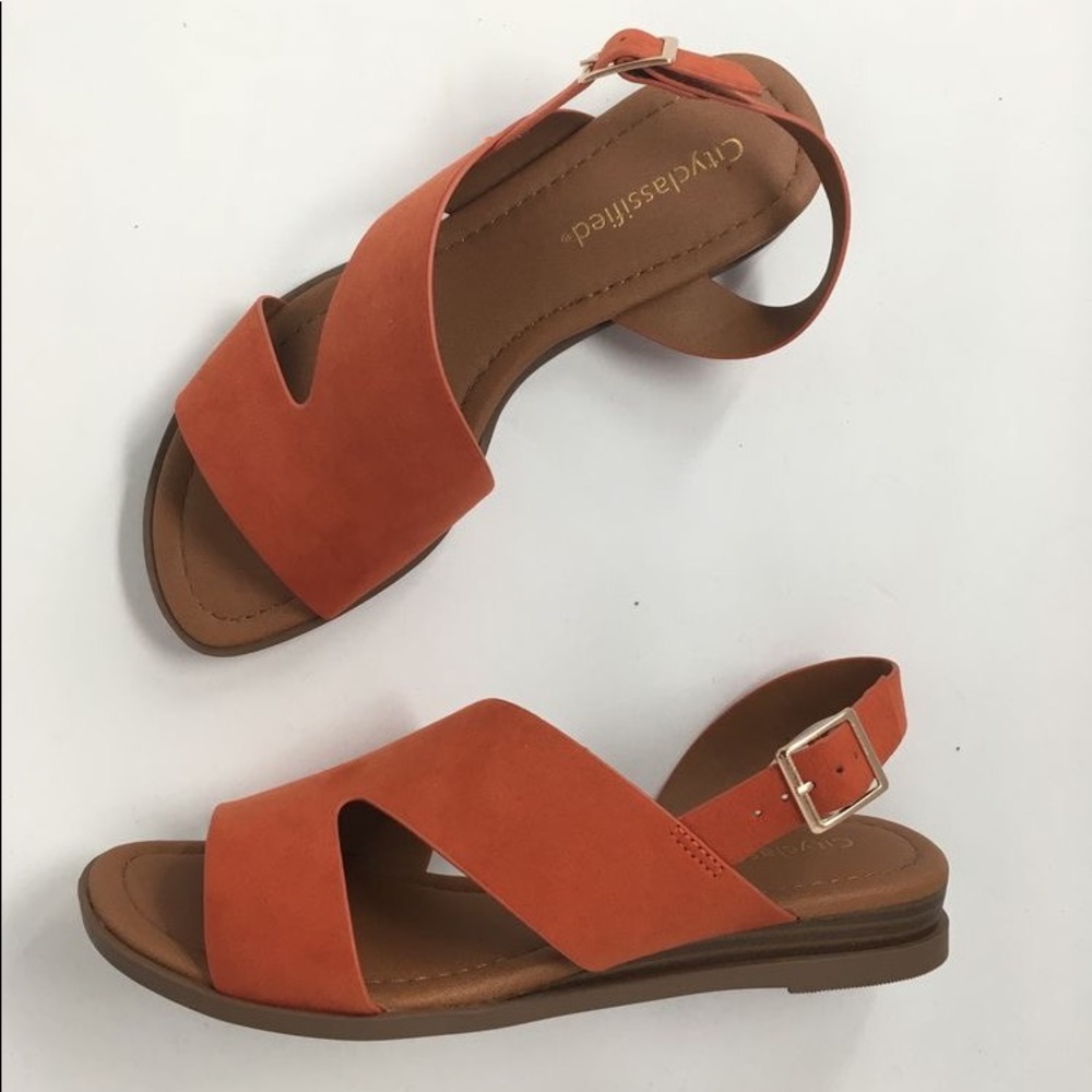 Pillar Orange Sandals🧡